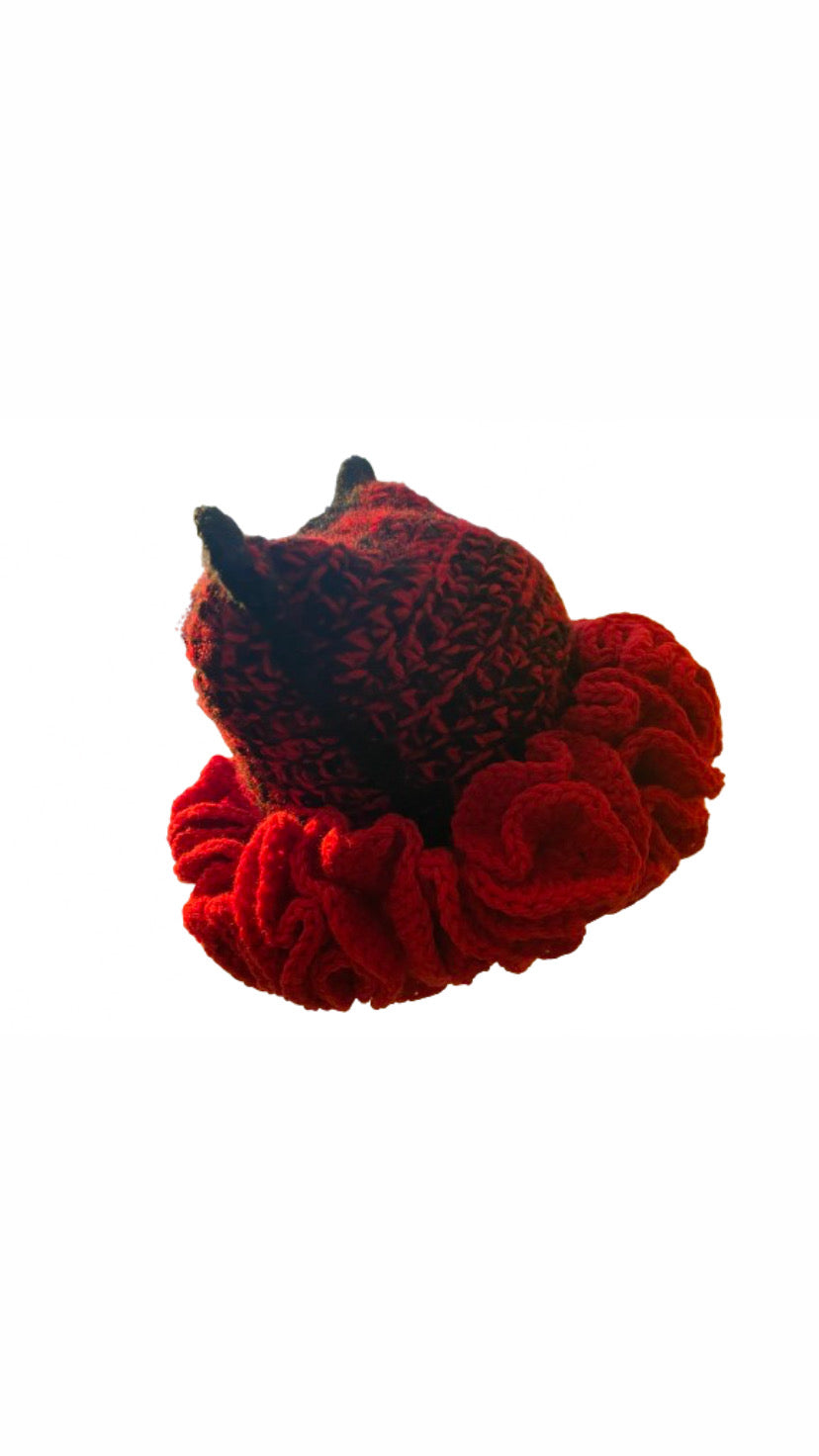 RUFFLE BEANIE